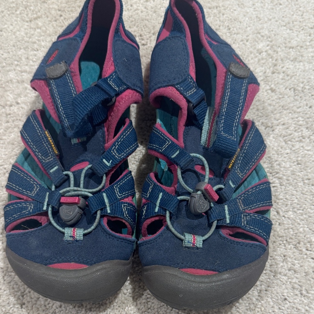 Keen Kids Navy and Magenta Water Shoes
